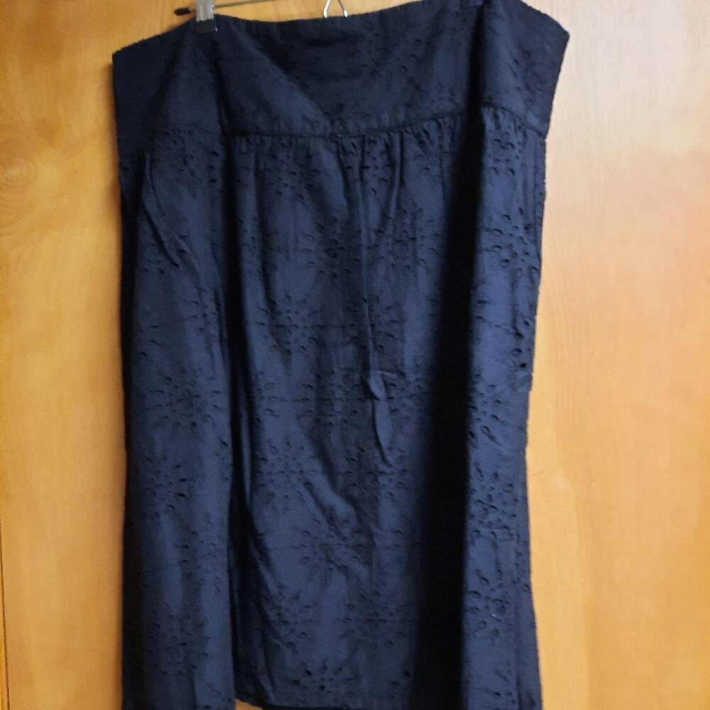 Skirt, Sundance Cotton Eyelet Black Button-Front Long Skirt - Picture 4 of 5